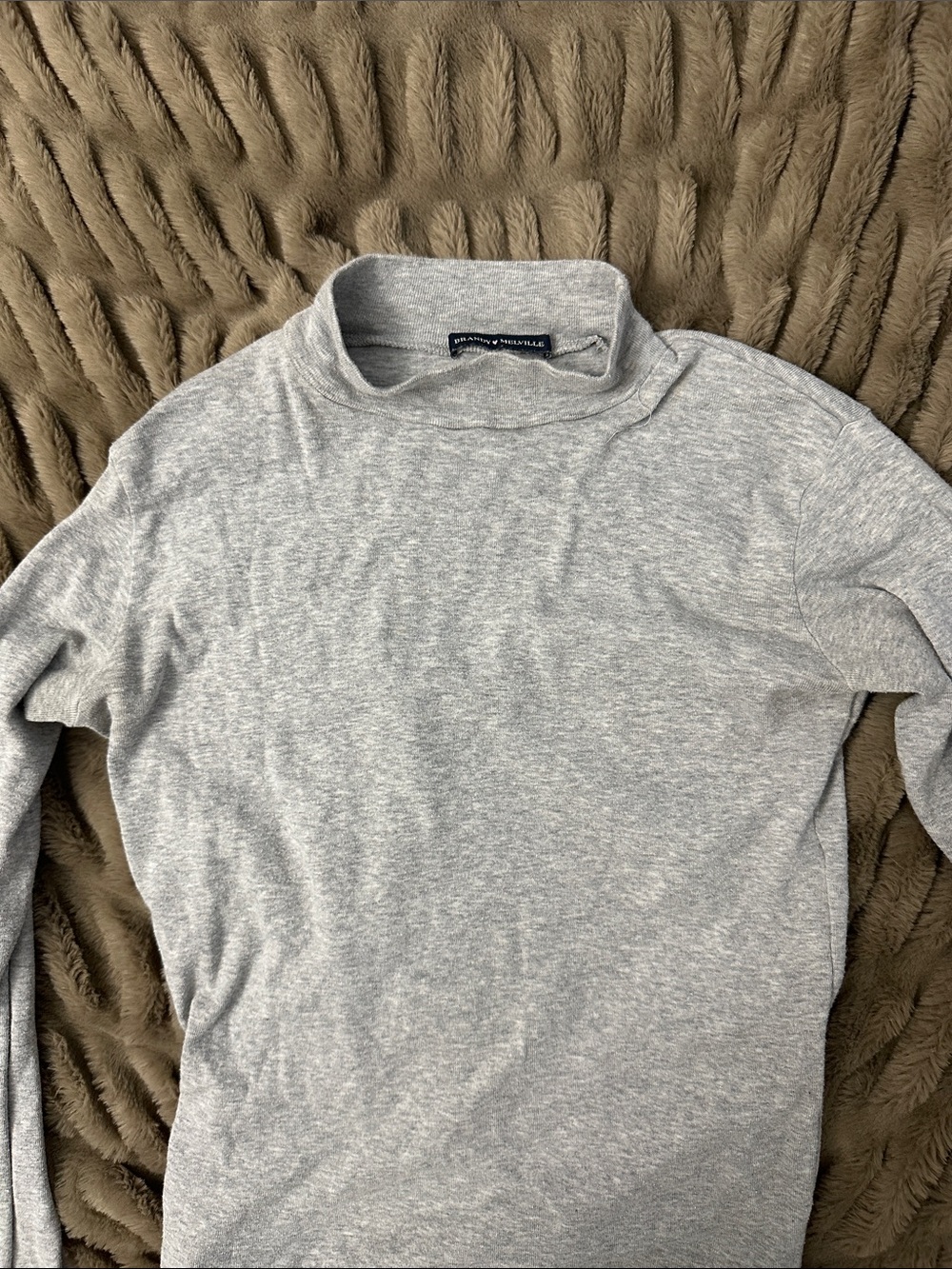 Brandy Melville Light Gray Turtleneck long Lseeve